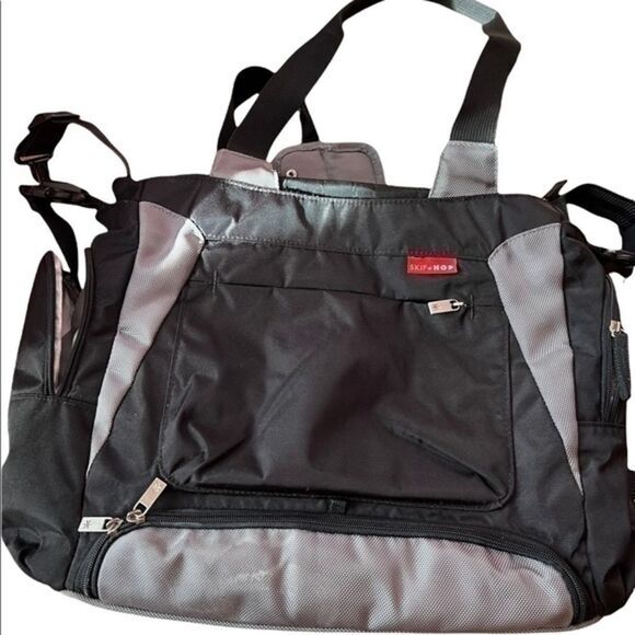Skip Hop Bento Ultimate Diaper Bag - Black - Picture 2 of 4